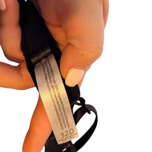 Adore Me Women's Black Lace Bra Size 32D - Picture 5 of 5